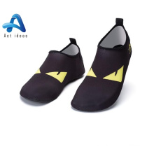 2021 Summer Fashion Wholesale Rubber Unisex Surfing Anti-Slip Aqua Water Shoes